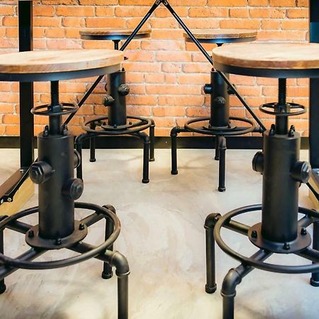 Small Factory Apartment Lyon Ngoại thất bức ảnh